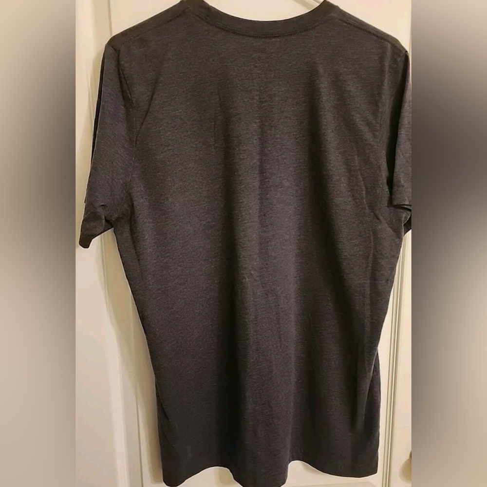 Buc-ees Shirt Adult 2XL Short Sleeve Graphic Texas Rainbow Gray - Picture 3 of 4